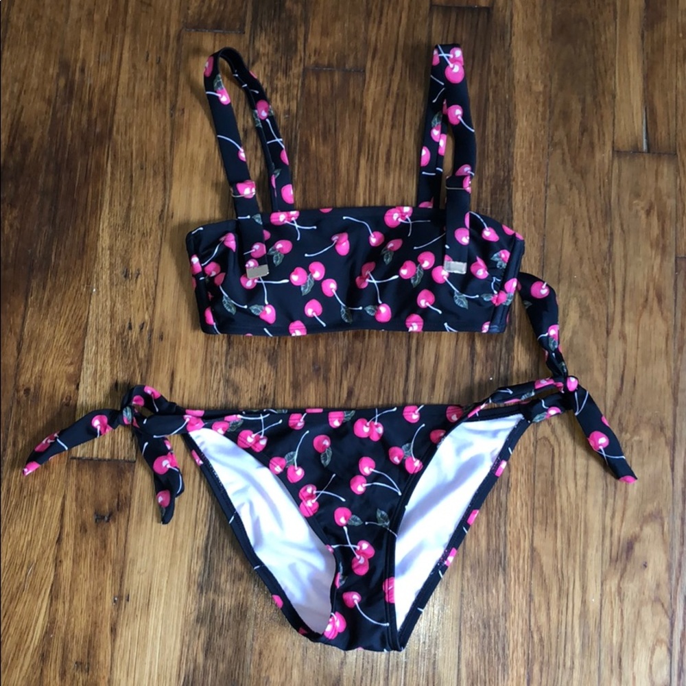 Women’s Bikini Top and Bottom